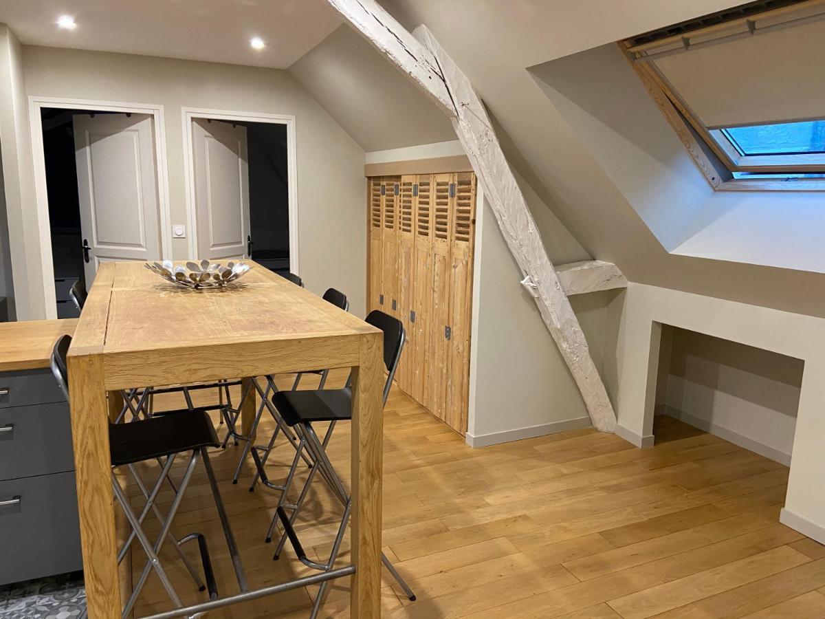 Appartement Du Chateau De La Caillerie Avoine エクステリア 写真