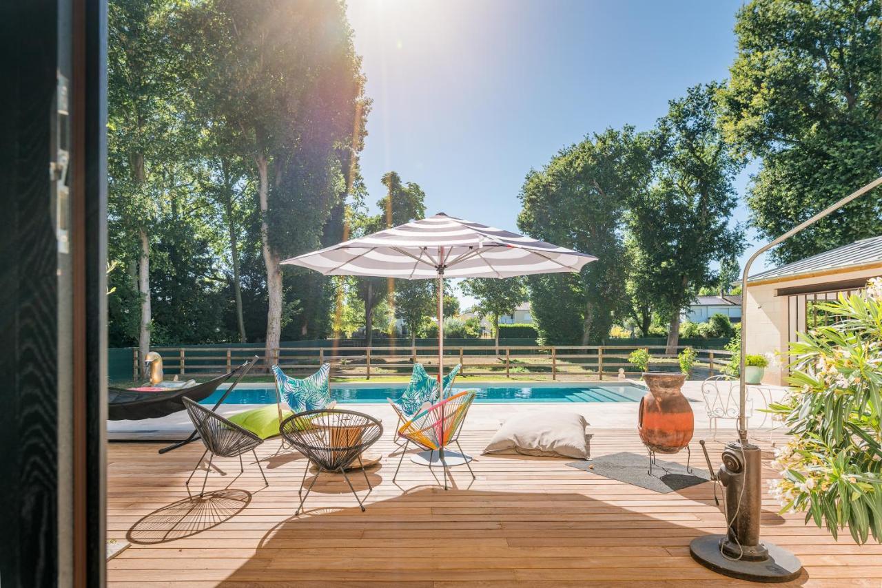 Appartement Du Chateau De La Caillerie Avoine エクステリア 写真