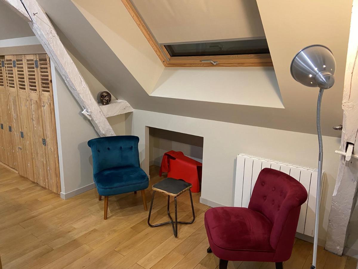 Appartement Du Chateau De La Caillerie Avoine エクステリア 写真